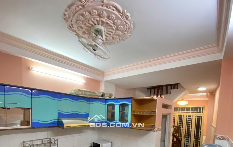 GIẢM SÂU, BÁN GẤP CHỈ CÒN HƠN 6 TỶ.  SIÊU PHẨM VƯỜN CHUỐI QUẬN 3, 30M2, 5 TẦNG CÓ 2ST, 6 PHÒNG
